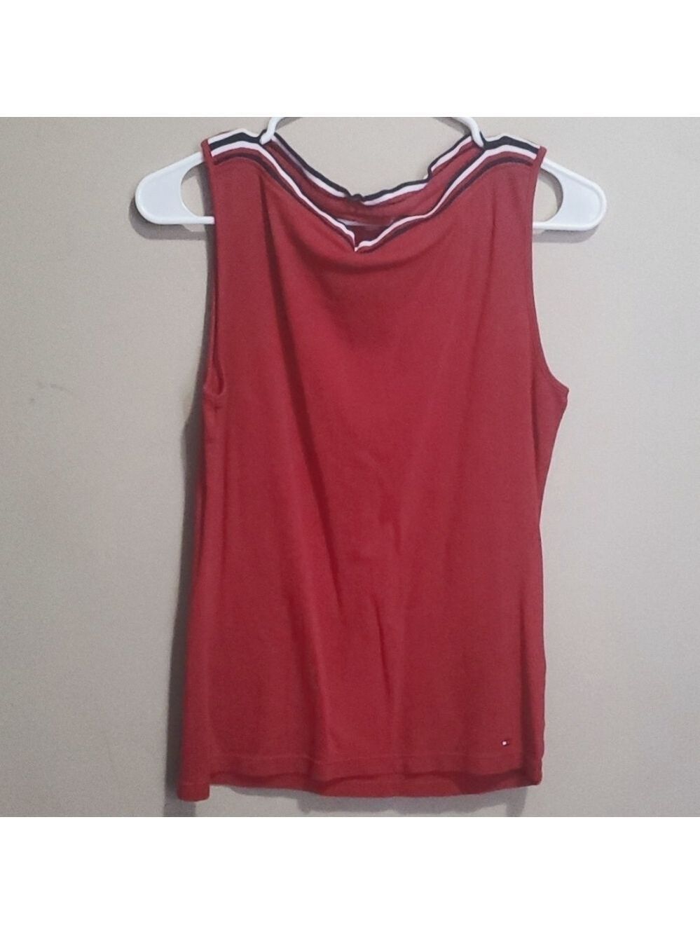 Tommy Hilfiger top size medium